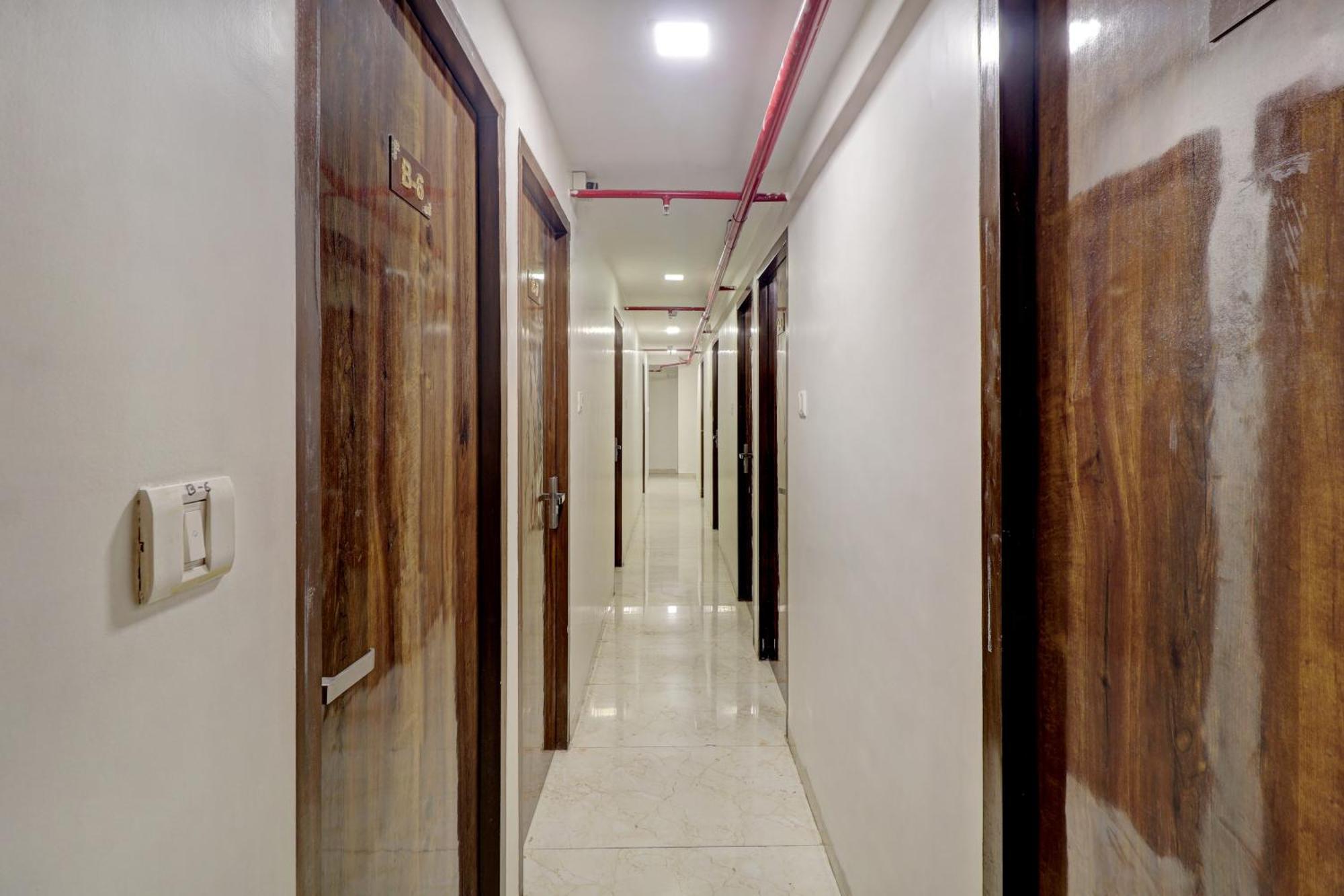 Hotel Merry Gold Bombay Esterno foto